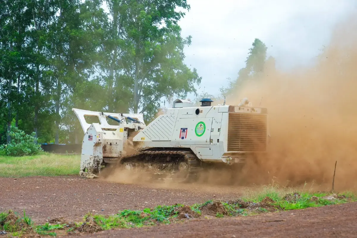 กองทัพ เร่งสร้างหลุมหลบภัย สระแก้ว คืบ 32% พร้อมเคลียร์ทุ่นระเบิด