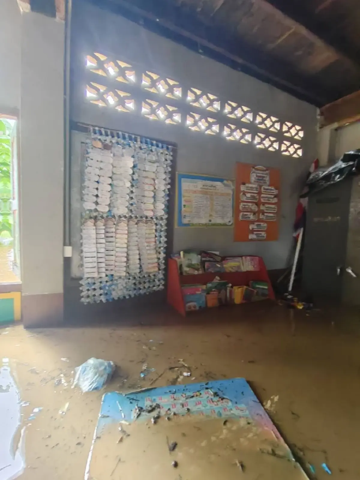 'มาดามหยก'ห่วง น้ำท่วมแม่สะเรียงหนักสุดรอบ 30 ปี เร่งเข้าช่วยเหลือด่วน