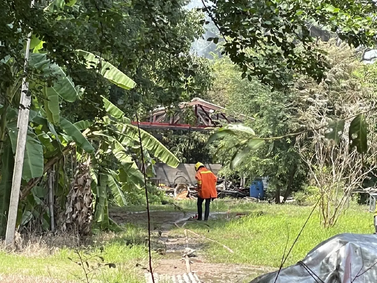 ด่วน โรงทำพลุระเบิด ในต.โพสะ จ.อ่างทอง อพยพวุ่น ระเบิดต่อเนื่อง