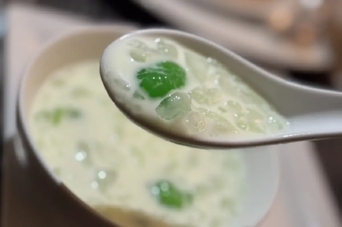 ‘บุฟเฟ่ต์ซีฟู้ด’ Seafood Paradise  วัตถุดิบสดใหม่จากชุมชน