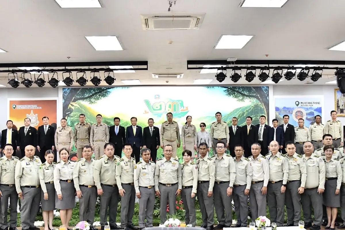 'สุชาติ' ประเดิมงานแรก ทส. กรมอุทยานฯครบ 23 ปี ย้ำเอาผิดจริง รุกที่ดิน-ตัดป่า