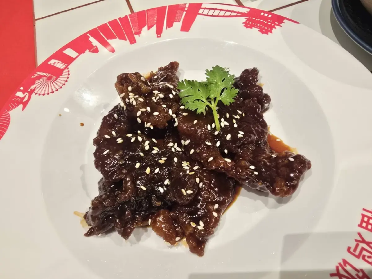 คุยกับเชฟอิน็อค ข้าวมันไก่สิงคโปร์, ฮ่องกง, ข้าวมันไก่ไทย ต่างกันอย่างไร