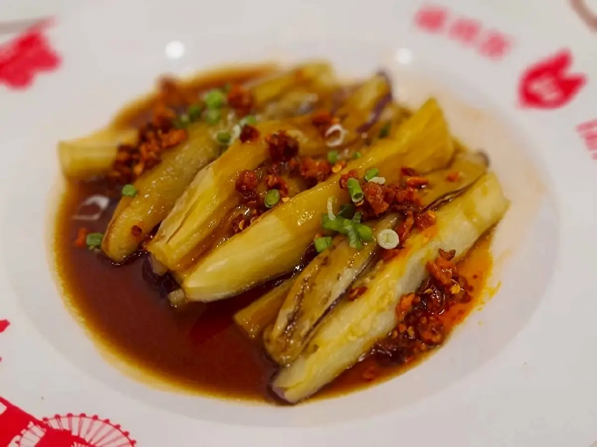 คุยกับเชฟอิน็อค ข้าวมันไก่สิงคโปร์, ฮ่องกง, ข้าวมันไก่ไทย ต่างกันอย่างไร