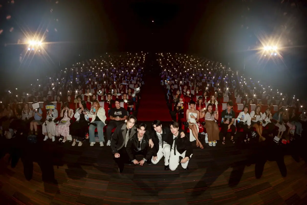 ‘ซี-คีน’ ดูซีรีส์ตอนแรกกับแฟนคลับ ใน ‘ไหนใครว่าพวกมันไม่ถูกกัน Head 2 Head : The First Round’