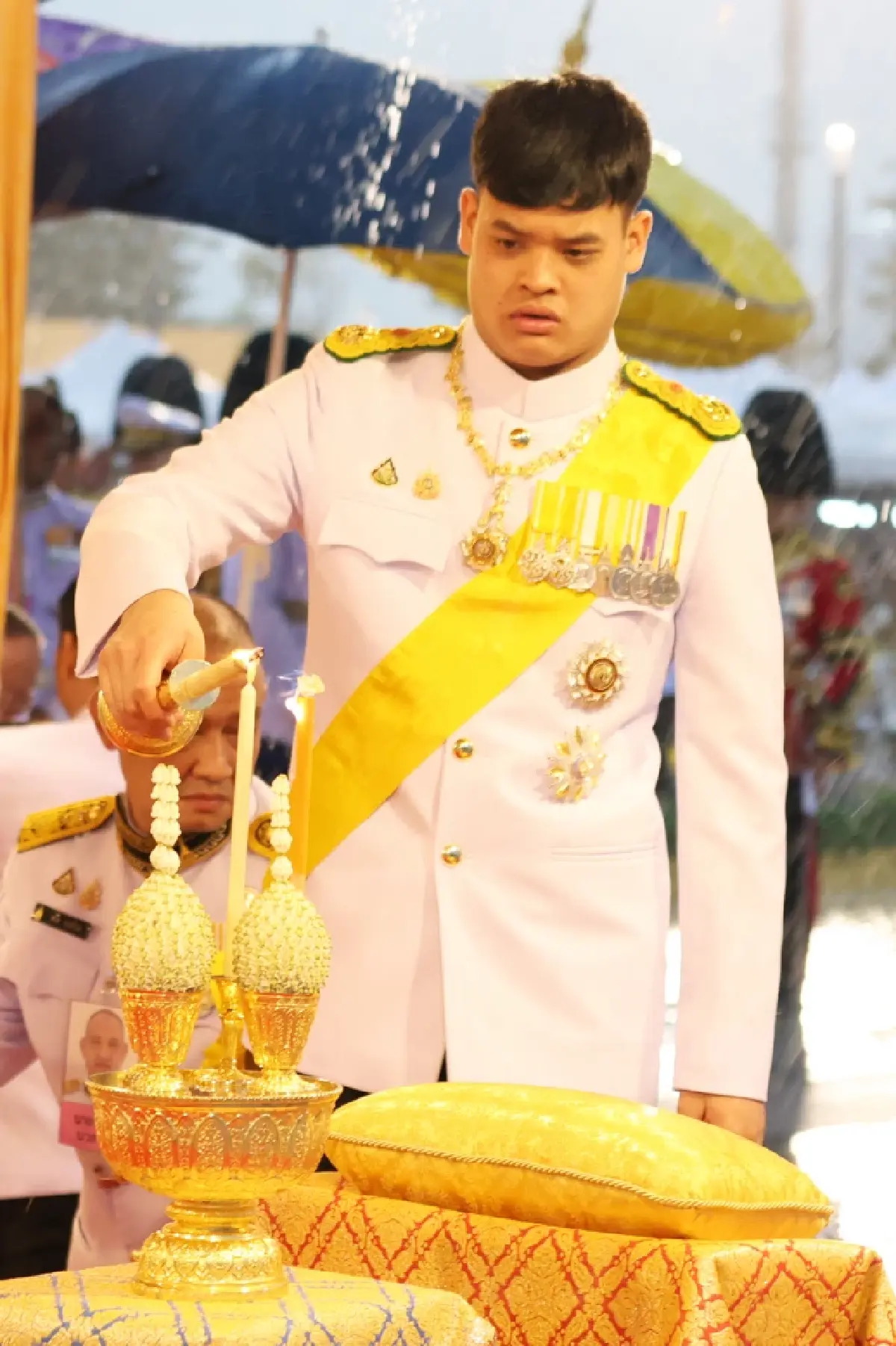 ในหลวง - พระราชินี ทรงบำเพ็ญพระราชกุศล เนื่องในวันนวมินทรมหาราช 2568