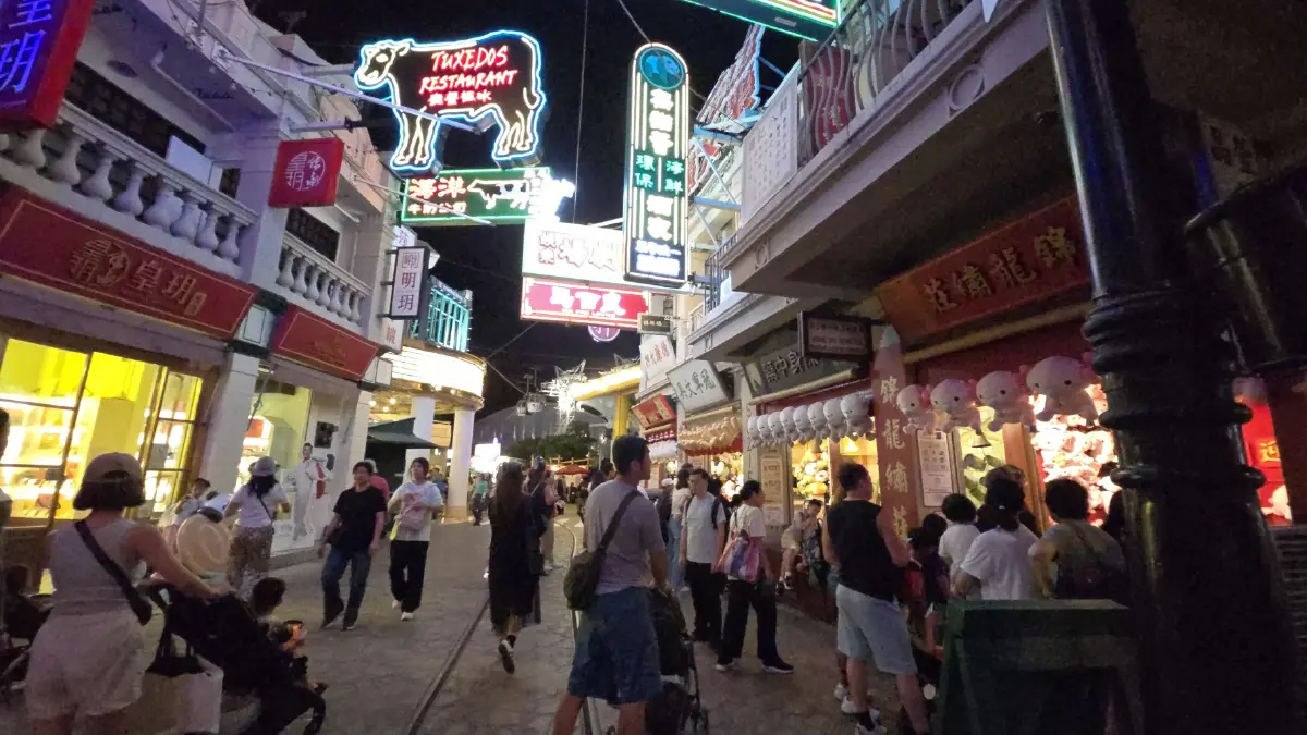 เที่ยวสนุก พักผ่อนสบาย กับ 'Ocean Park Marriott'