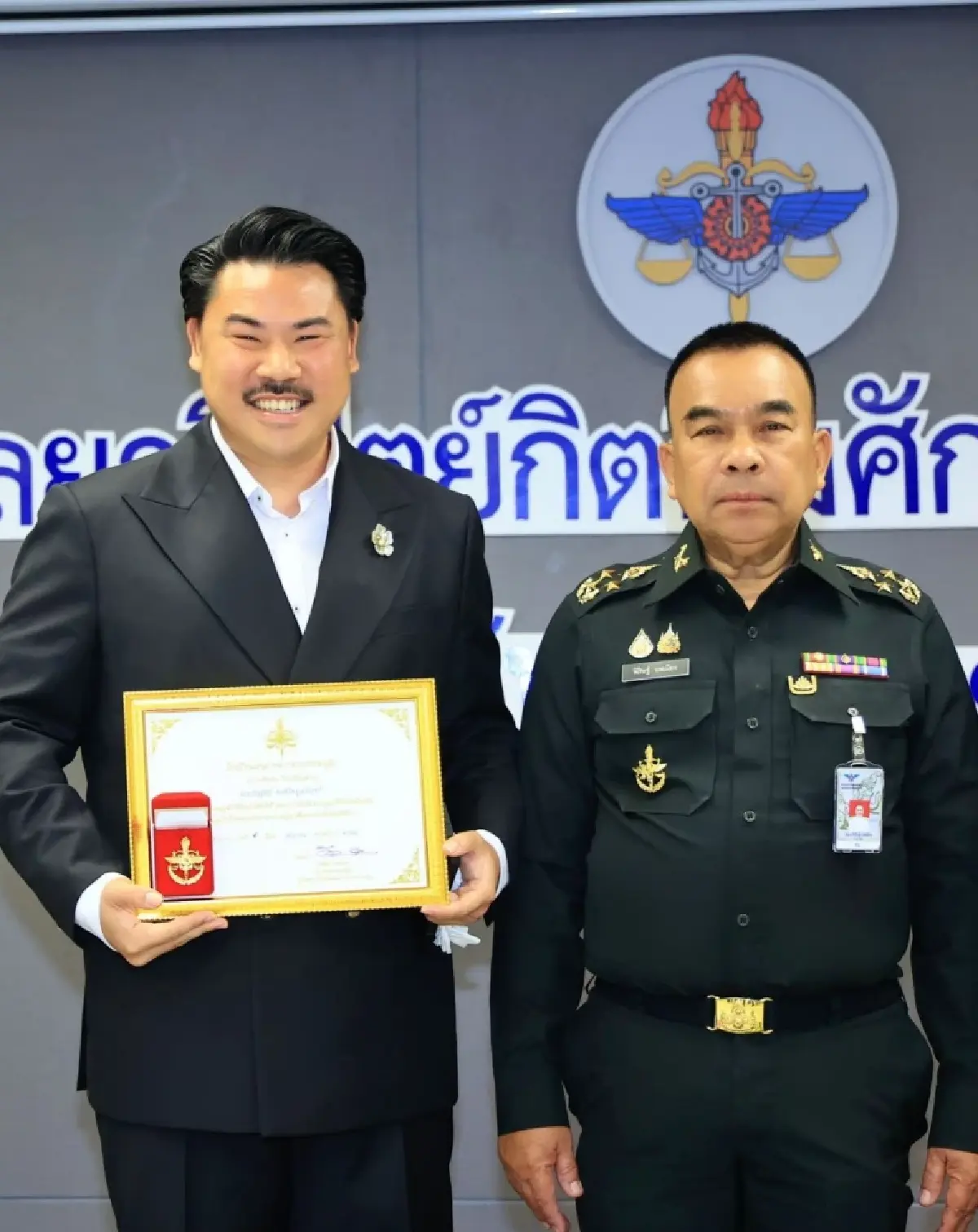 อัปเดต 'กัน จอมพลัง' แจงเงินบริจาค 207 ล้าน ลั่นไม่เบิกเงินสด นั่งปธ.เอง