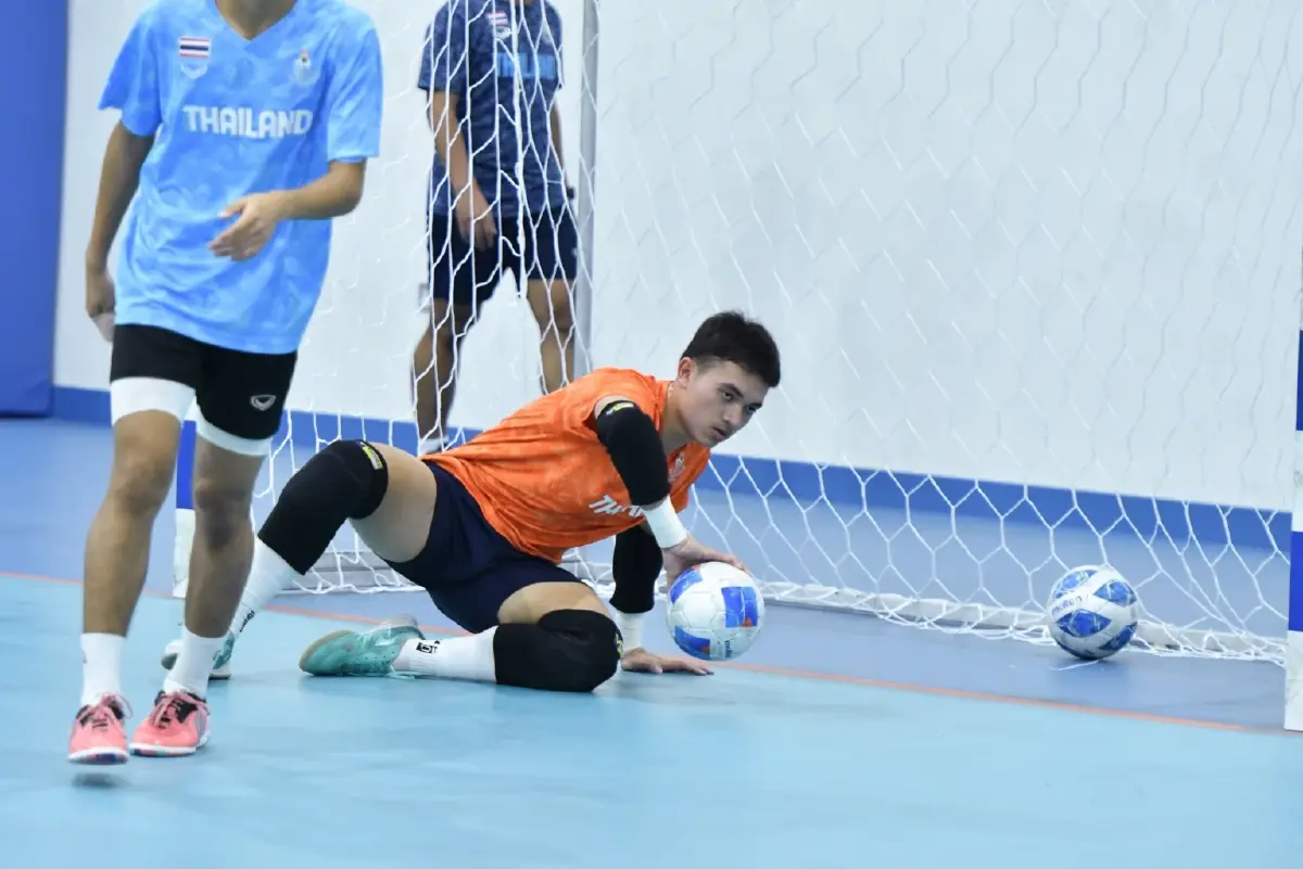 LIVE ถ่ายทอดสดฟุตซอล U16 'ไทย พบ ซาอุฯ' ดูบอลสด Asian Youth Games 2025