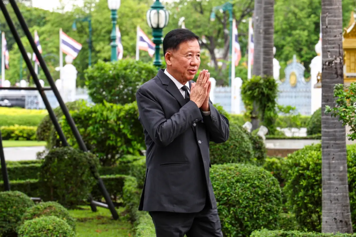 ภาพชุด บรรยากาศ ประชุม ครม. นัดพิเศษ วางกรอบจัดงานพระบรมศพ พระพันปีหลวง