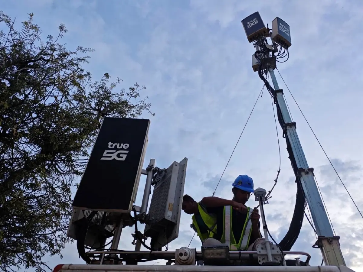 ทรู ขยายสัญญาณ 5G, 4G และ WiFi รับรอง ปชช. ที่เดินทางไปแสดงความอาลัยถวาย พระพันปีหลวง