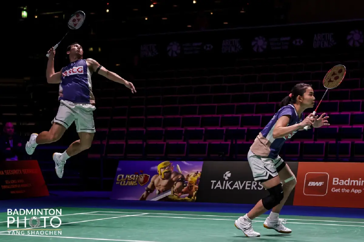 ลุ้นแชมป์ 'บาส-เฟม พบ จีน' ดูแบดมินตันสด Arctic Open 2025 ดูสด