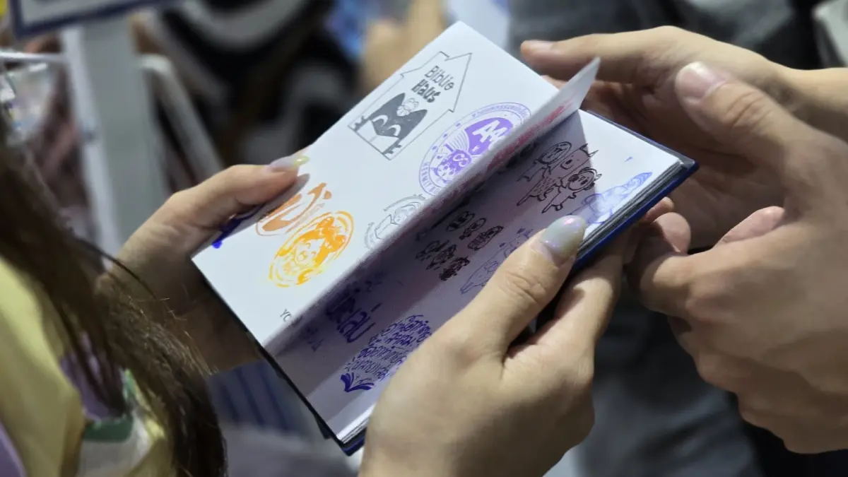 ‘ตราปั๊ม’ Ink Stamp ของสะสมฮอตฮิต เก็บความทรงจำ กับ ‘ชาช่า รามณรงค์’