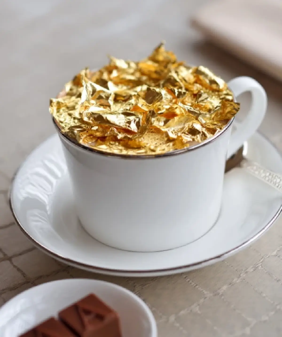 มีอึ้ง! ร้านกาแฟหรูดูไบ เสิร์ฟเกอิชาแก้วละ 2 หมื่น!