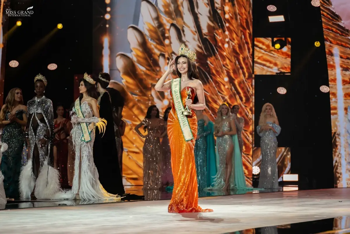 สวยฉ่ำ! ฟิลิปปินส์ คว้ามงกุฎ Miss Grand International 2025