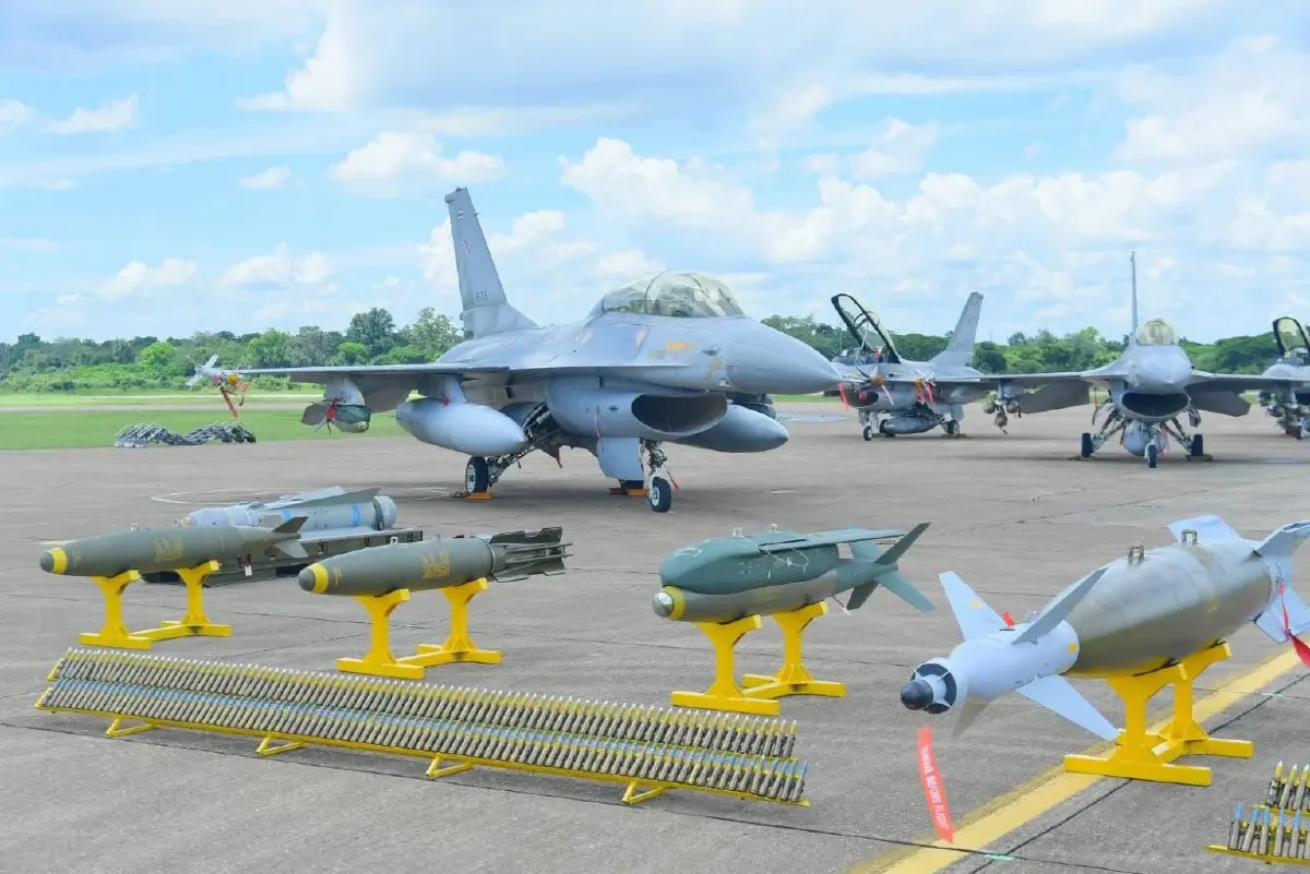 ผบ.ทอ. ตรวจความพร้อมรบ ฝูงบิน F-16 ย้ำ ทำหน้าที่จนอริราชศัตรูสิ้นภัยคุกคาม