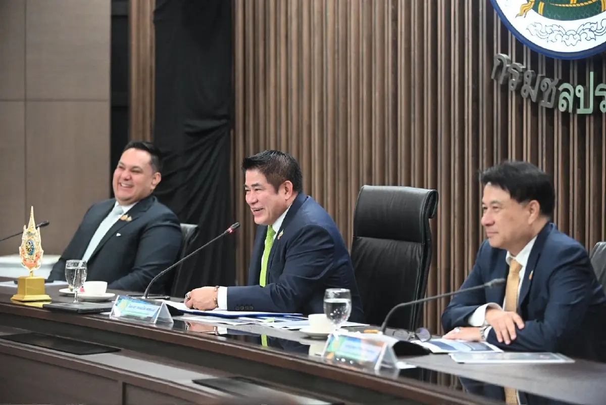 ธรรมนัส ดันไทยเป็นศูนย์กลางการเกษตรและอาหาร เล็งแผนชะลอขายข้าวรับมือราคาตก