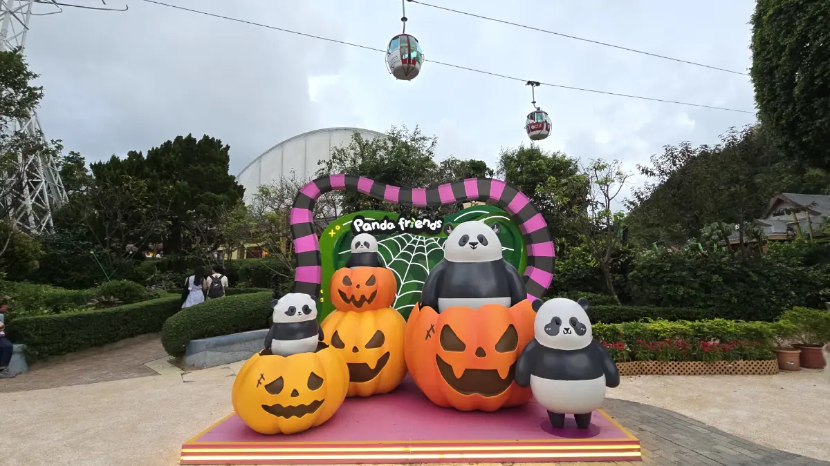 ชวนเที่ยว ‘Halloween Fest 2025’ แกะกล่องคำสาป ที่ ‘Ocean Park’ ฮ่องกง วันนี้ถึง 2 พ.ย. 68