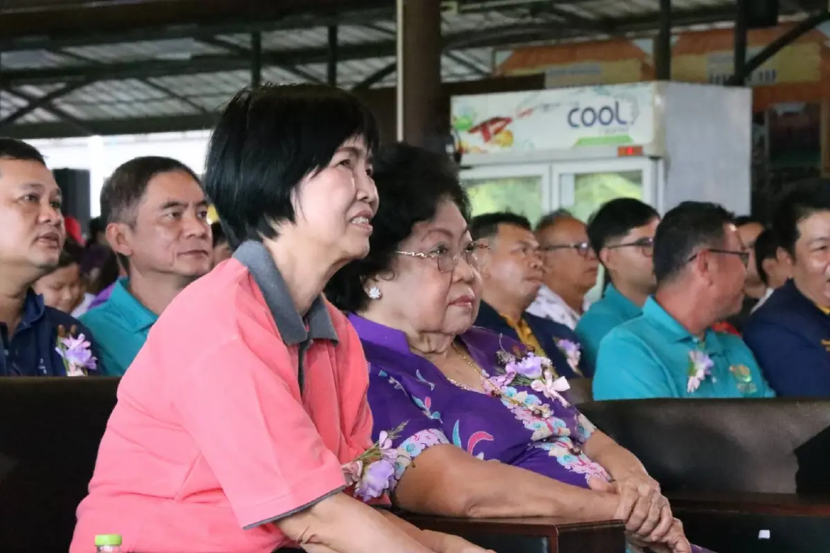 อธิบดีกรมการข้าว เปิดงาน '1 ทศวรรษใต้ร่มพระบารมี รำลึก 9 ปี มหาจักรีภูมิพล'