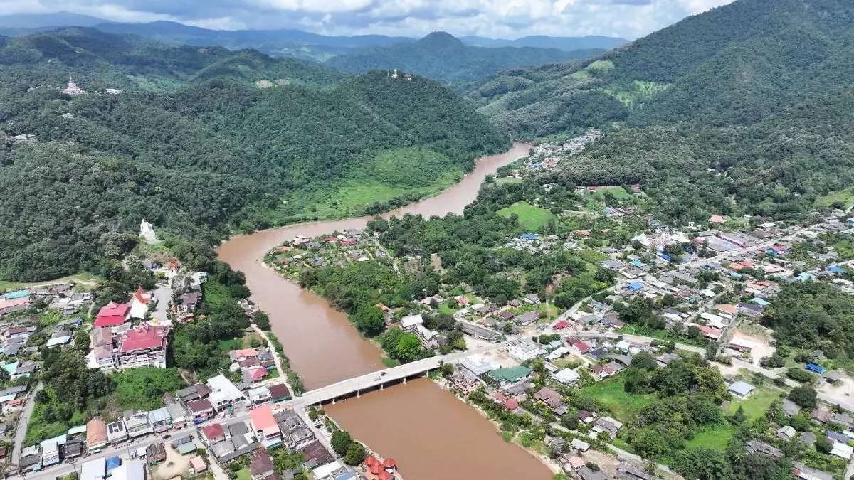 'สุชาติ' ล่องเหนือ สำรวจลำน้ำกก-ฟังเสียงชาวบ้าน เร่งสปีดแก้ปนเปื้อนสารหนู