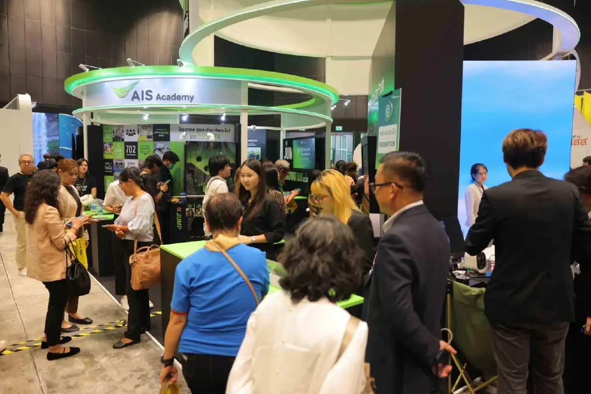 AIS ACADEMY เปิด “LIFE FEST 40+” ปลดล็อกไอเดียคนวัยกลาง สร้างนวัตกรรม–จุดประกายชีวิตยุคดิจิทัล