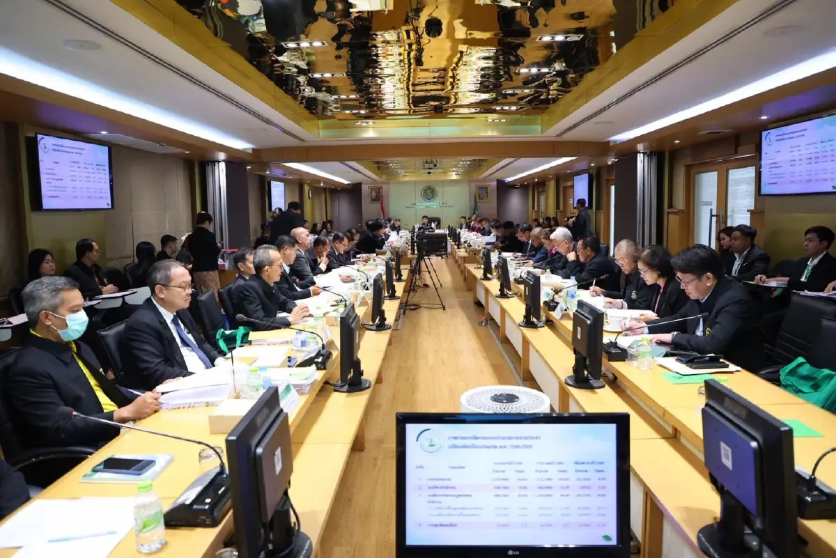 ธรรมนัส สั่งทบทวนแผนแก้หนี้เกษตร 4 ธนาคารรัฐ ก่อนเสนอ ครม.ขยายกรอบอีก 90 วัน