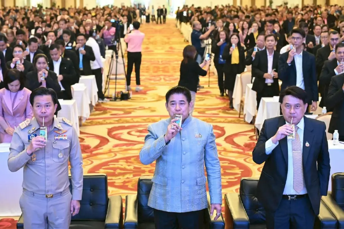 ธรรมนัส หนุนสหกรณ์เป็นองค์กรแก้ปัญหาภาคการเกษตรครบวงจร