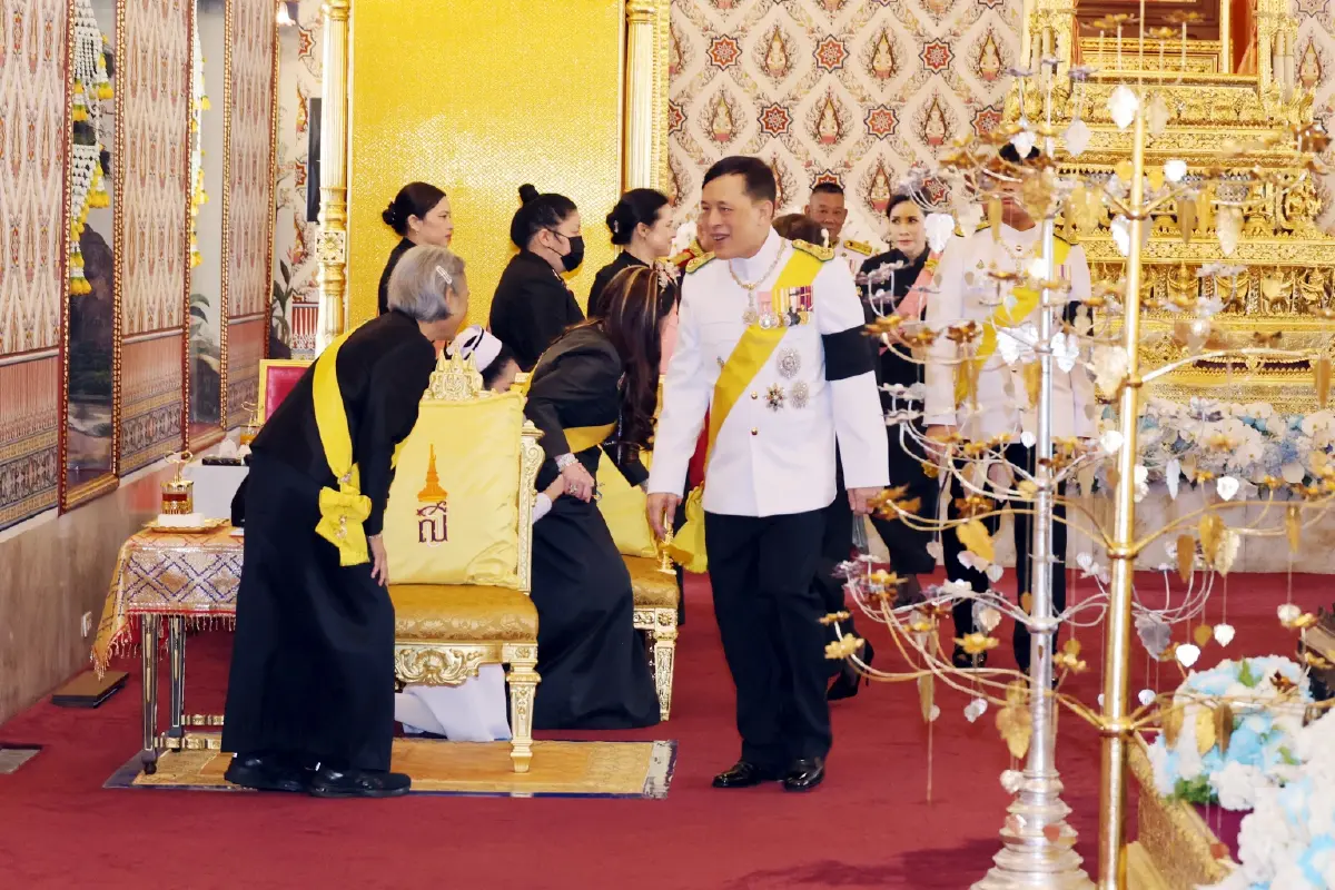 ในหลวง-พระราชินี เสด็จฯ ในการพระราชพิธีทรงบำเพ็ญพระราชกุศลสัตตมวาร 7 วัน ถวายพระบรมศพสมเด็จพระนางเจ้าสิริกิติ์ฯ พระบรมราชชนนีพันปีหลวง