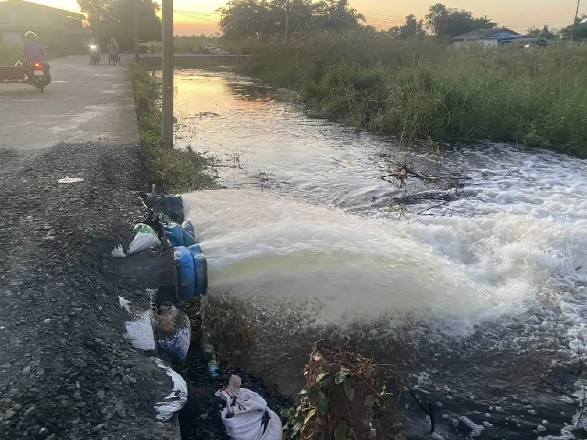น้ำท่วม ล่าสุด 15 จังหวัดยังจมบาดาล จับตา 'เฟิงเฉิน' ซ้ำเติมอีสาน
