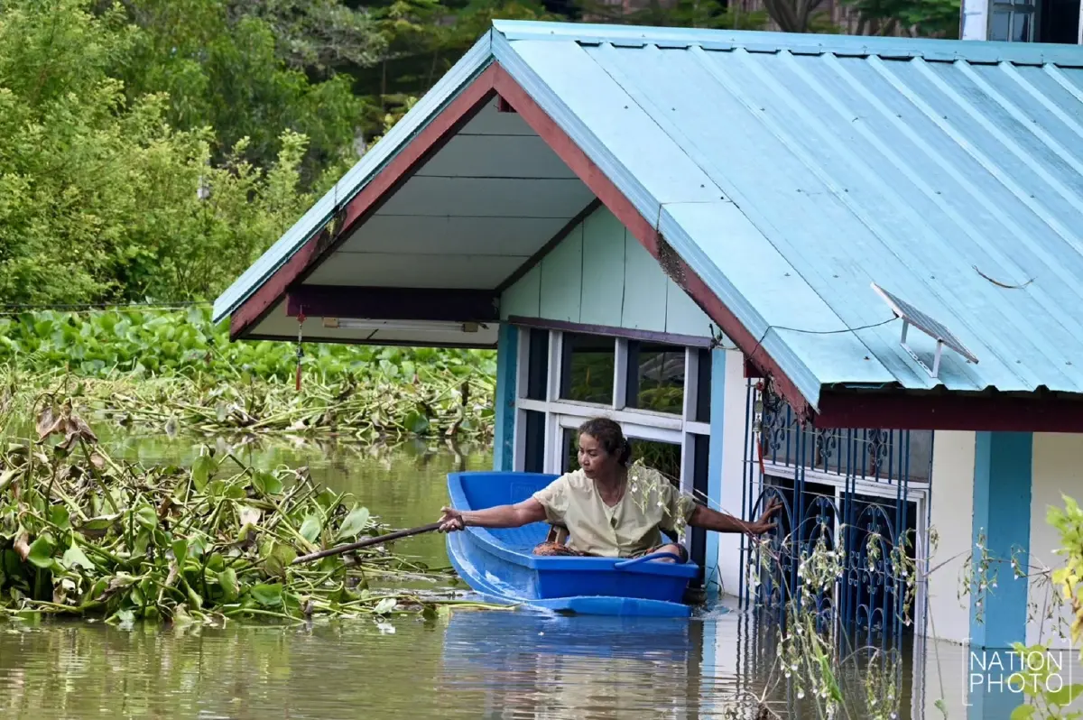 เปิดภาพ น้ำท่วมโพธิ์ประทับช้าง จ.พิจิตร นานเกือบเดือน ชาวบ้านเดือดร้อนหนัก