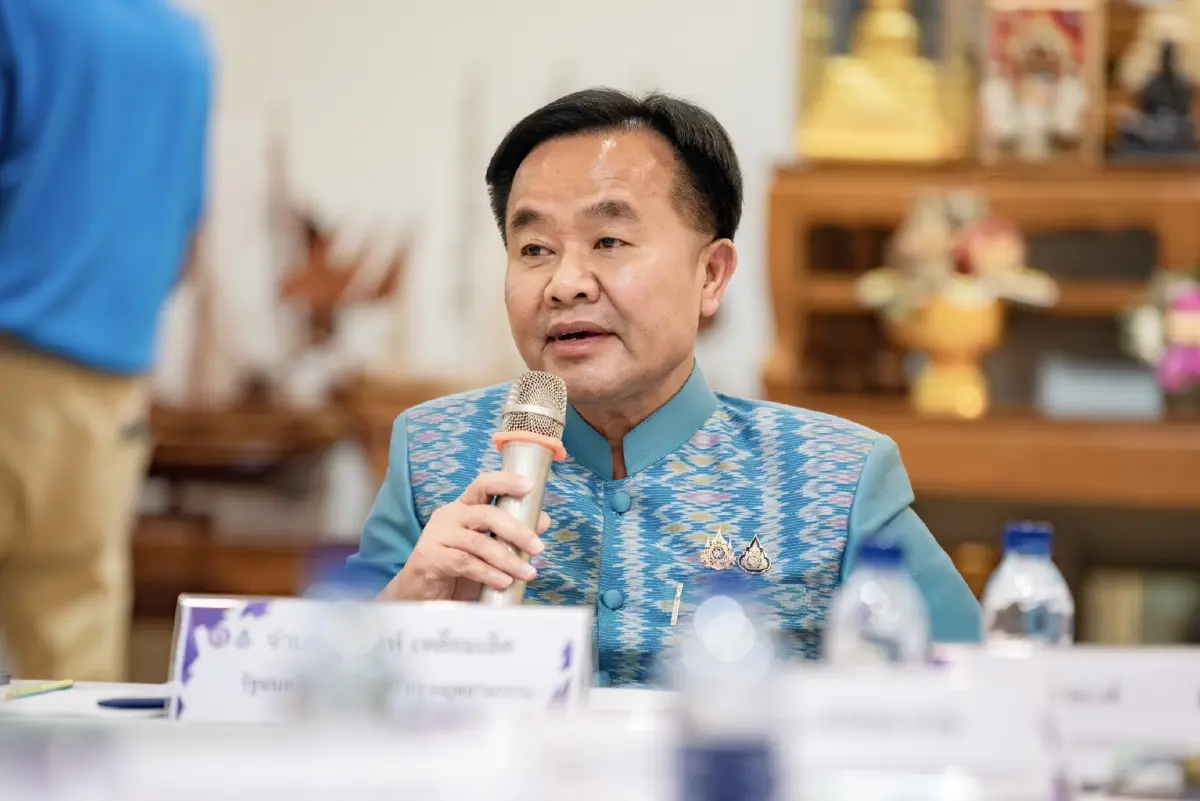 รมช.อุตฯ ตรวจเหมืองเขาเชิงเทียน คุมเสถียรภาพซัพพลายหินก่อสร้างป้อน EEC