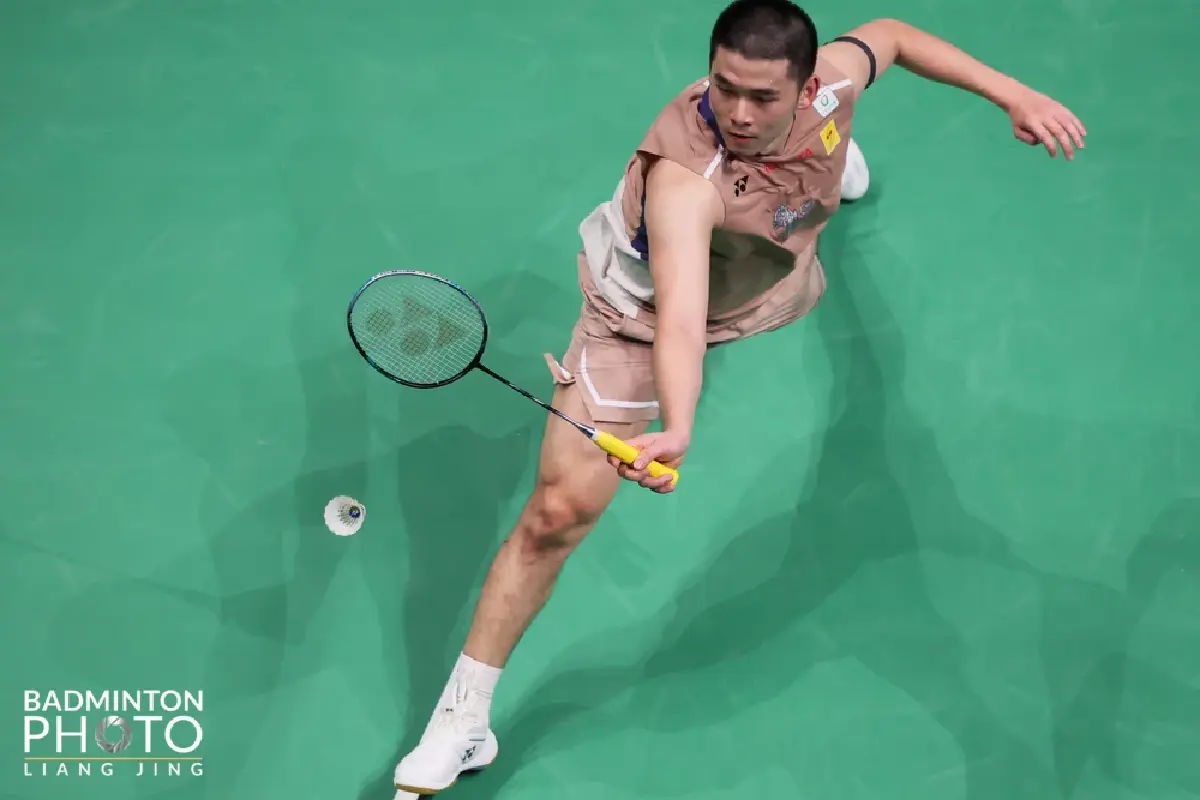 ผลแบดมินตัน วิว กุลวุฒิ ทุบ โคได นาราโอกะ ขาดลอย 2-0 French Open 2025