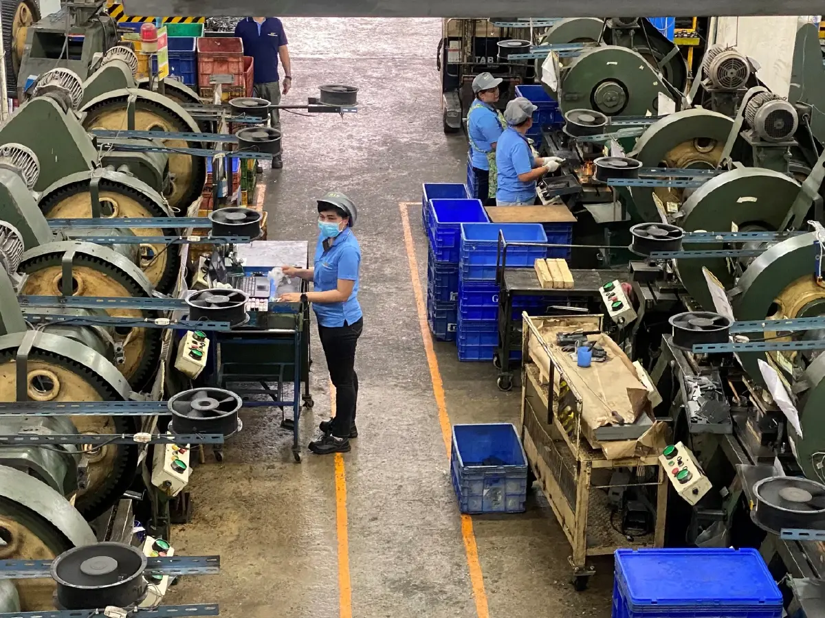 ‘แรงงานไทย’เปราะบางทุกมิติ  ปรับตัว- เพิ่มทักษะก้าวข้ามกับดัก