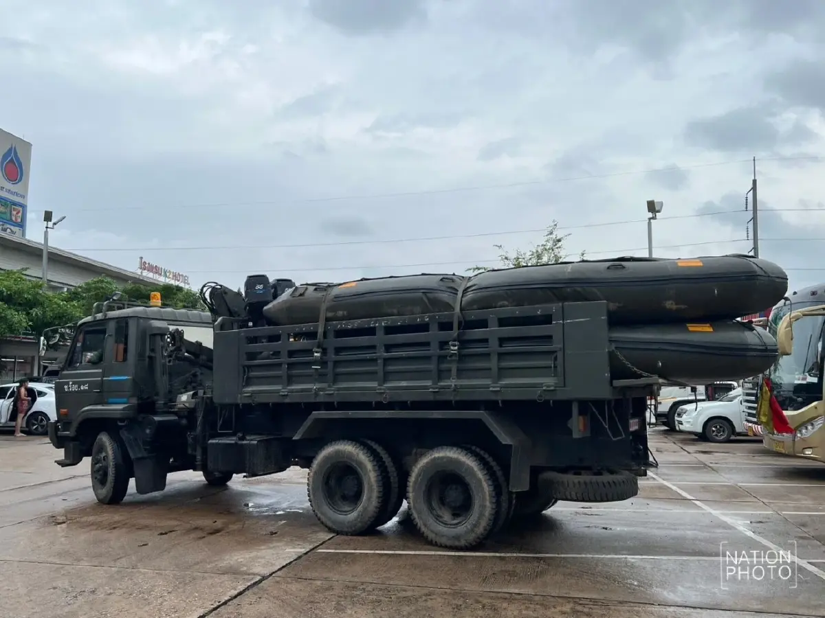 ทหารช่างราชบุรี นำเรือ-กำลังพล เสริมทัพช่วยหาดใหญ่น้ำท่วมหนัก