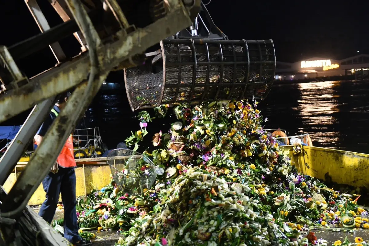 สถิติเก็บกระทง 2568 ลดลง 24% คนกรุงเทพ ใช้วัสดุธรรมชาติทำกระทงลอย