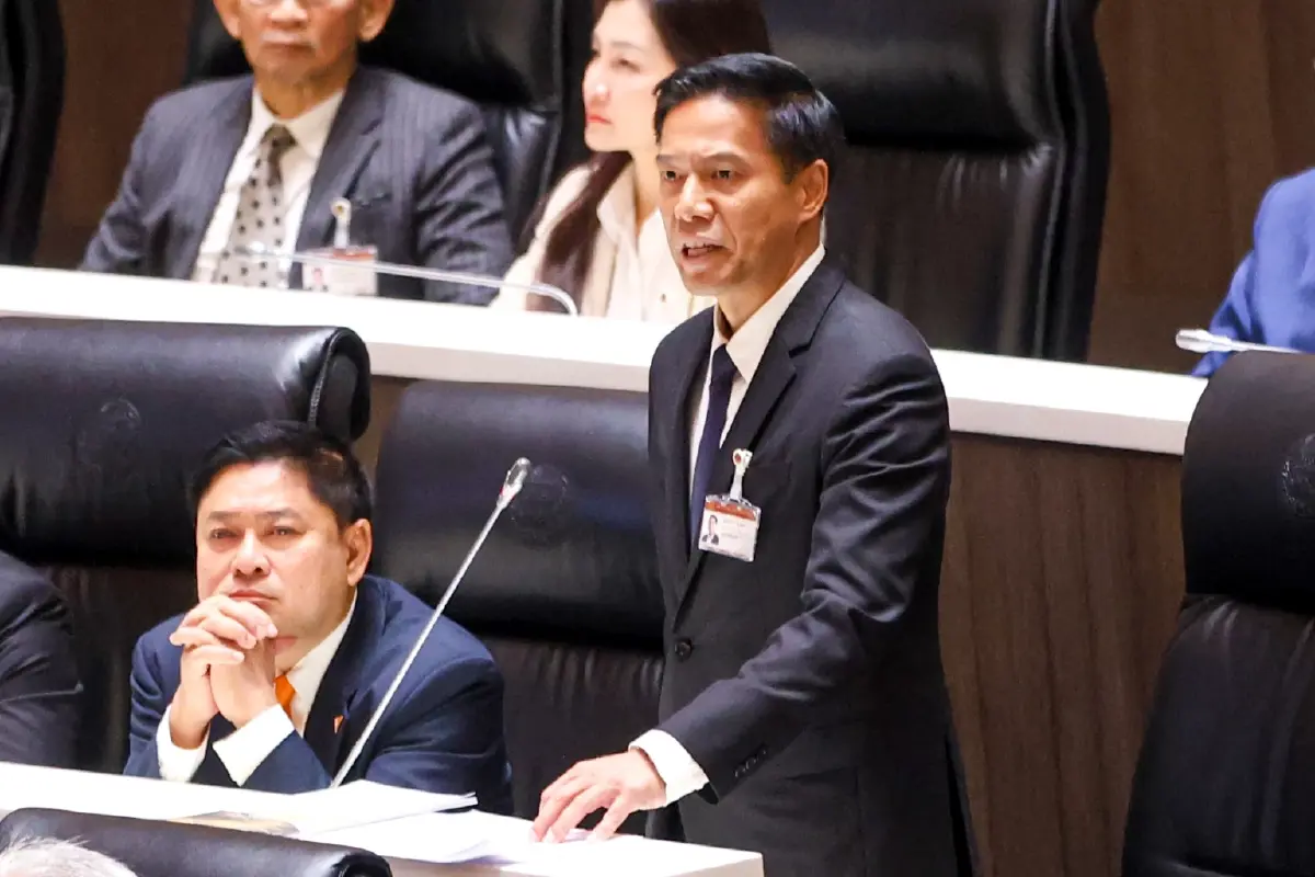 เช็กลิสต์ ‘6 พรรคเล็ก’ ลุยต่อลุ้น ‘อะไหล่การเมือง’ รัฐบาล