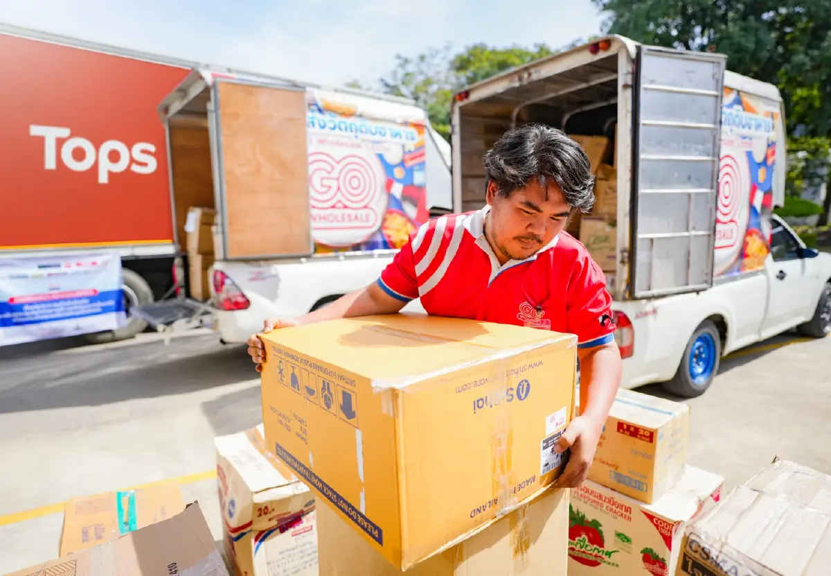 เซ็นทรัล รีเทล ห่วงใยชาวใต้ เร่งส่งถุงยังชีพล็อตล่าสุด 10,000 ถุง ผ่านกองทัพไทย