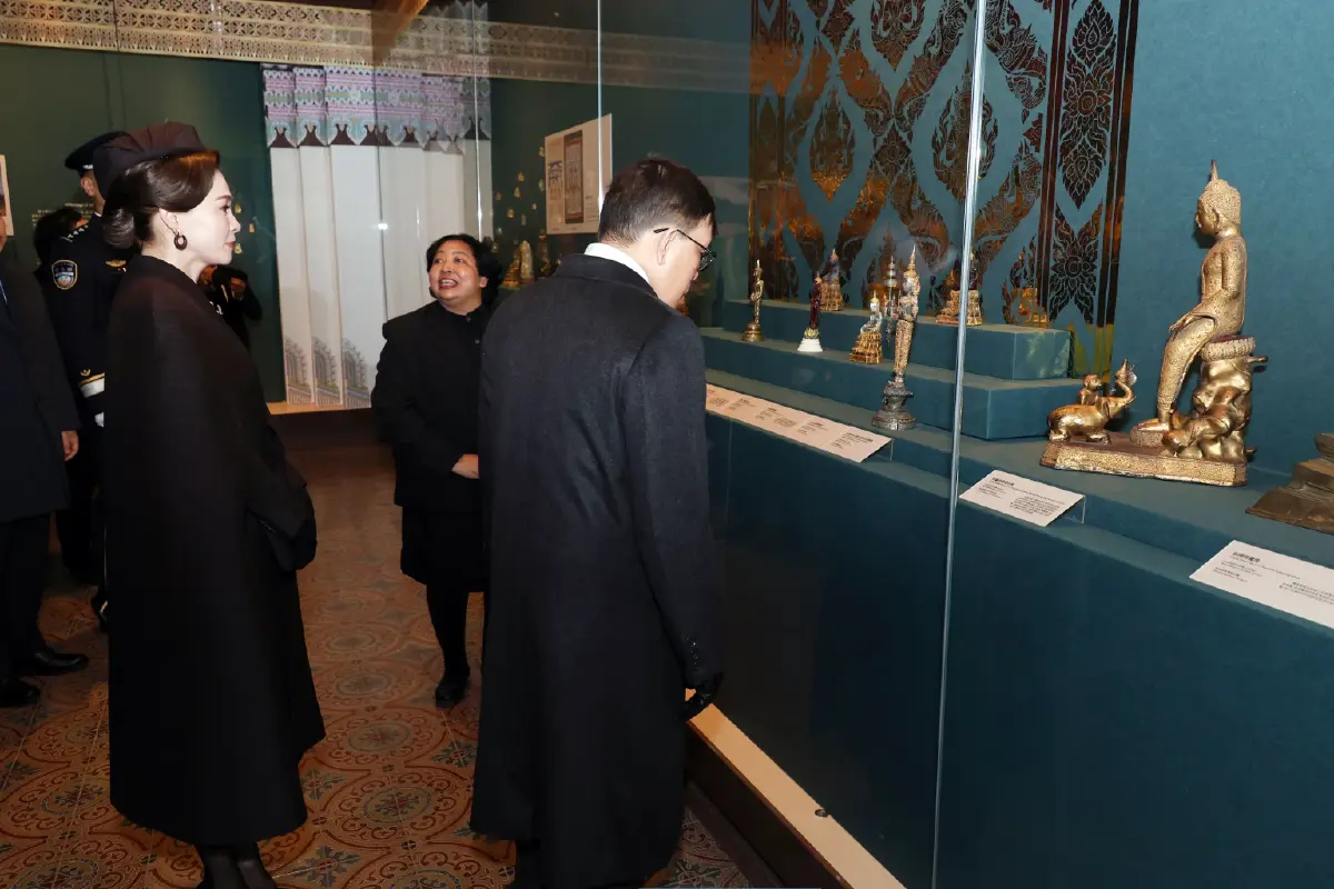 ในหลวง-พระราชินี ทรงปฏิบัติพระราชกรณียกิจ ณ สาธารณรัฐประชาชนจีน