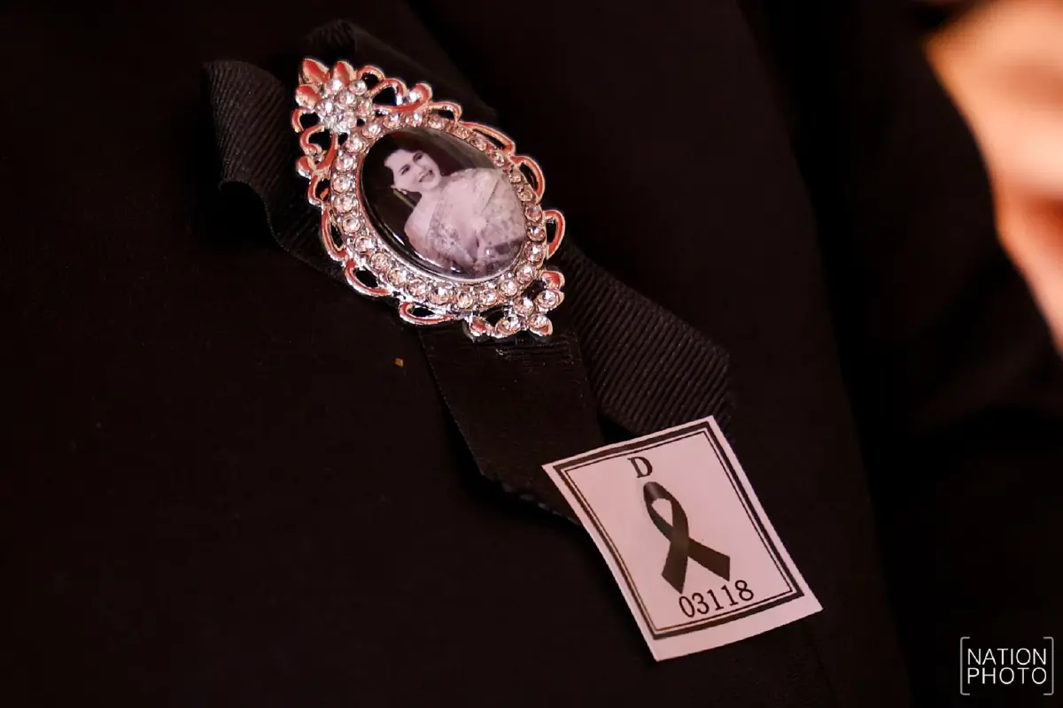 ประชาชนหลั่งไหล ถวายบังคมพระบรมศพ พระพันปีหลวง ในพระบรมมหาราชวัง