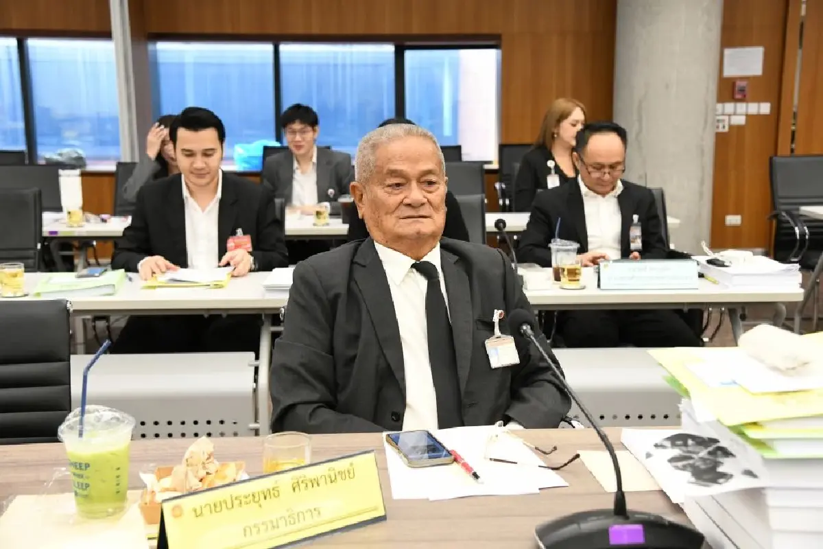 'แกนนำพท.' จ่อชงยื่นซักฟอก 'รัฐบาล' หลังจบโหวตแก้รธน.วาระสาม