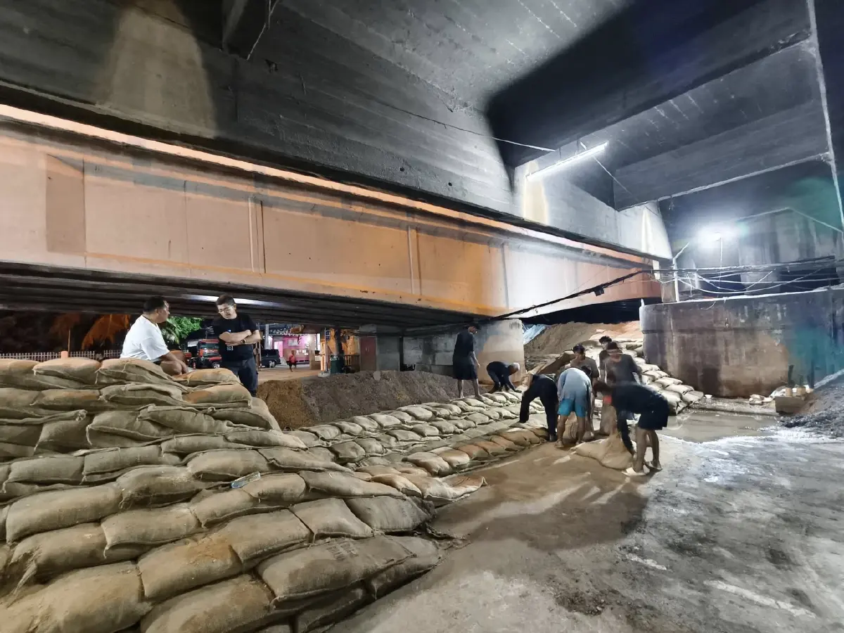 ด่วน สิงห์บุรีวิกฤตหนัก น้ำผุดใต้เขื่อน 'บางแคใน' ส่อน้ำท่วมใหญ่