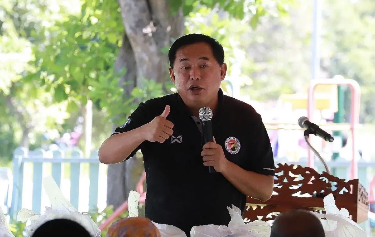 ปลุกผี 'สามมิตร' จับตา 'อนุชา' ผนึก '2 ส.' ปรองดองน้ำเงิน