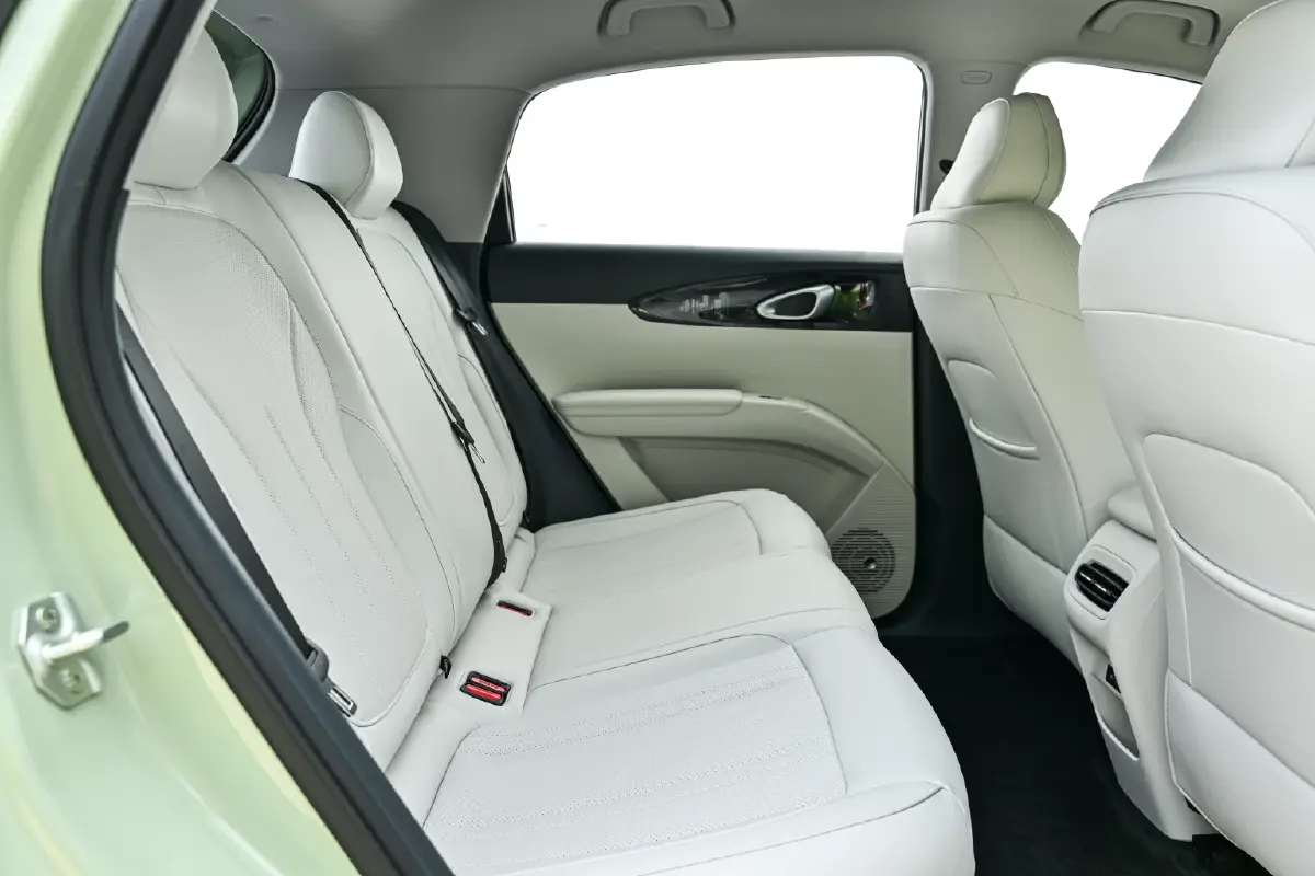 Geely EX 2 ช่วงล่างแน่น ขับสนุก ภายใน ใหญ่กว่าที่คิด กำลังพอตัว