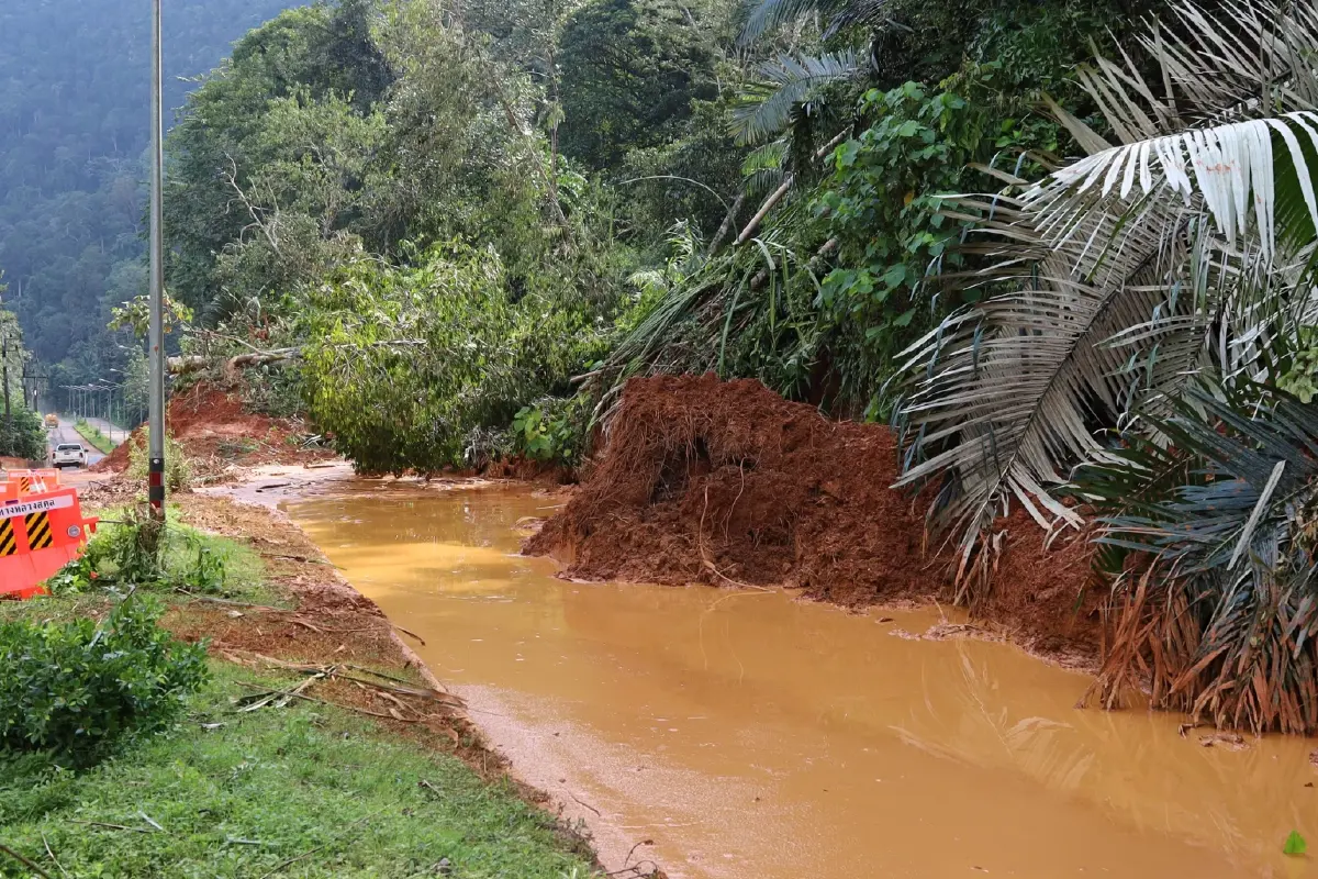 น้ำท่วมสตูล ล่าสุด เดือดร้อนทะลุ 7.9 หมื่นคน ระดับน้ำคลี่คลายแล้ว