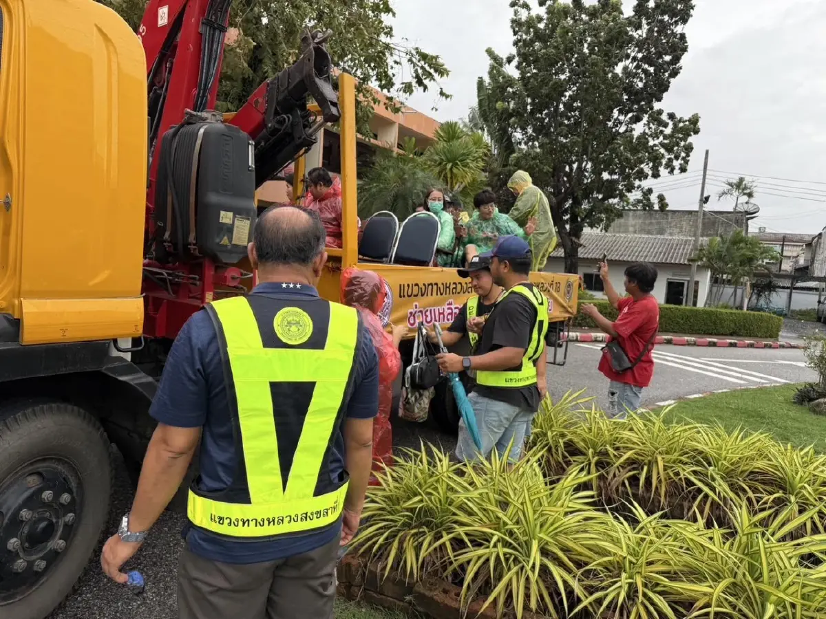กรมทางหลวง สั่งด่วน! จัดรถ 6 ล้อ รับ-ส่งฟรี 24 ชม. สู้ภัยน้ำท่วมใต้