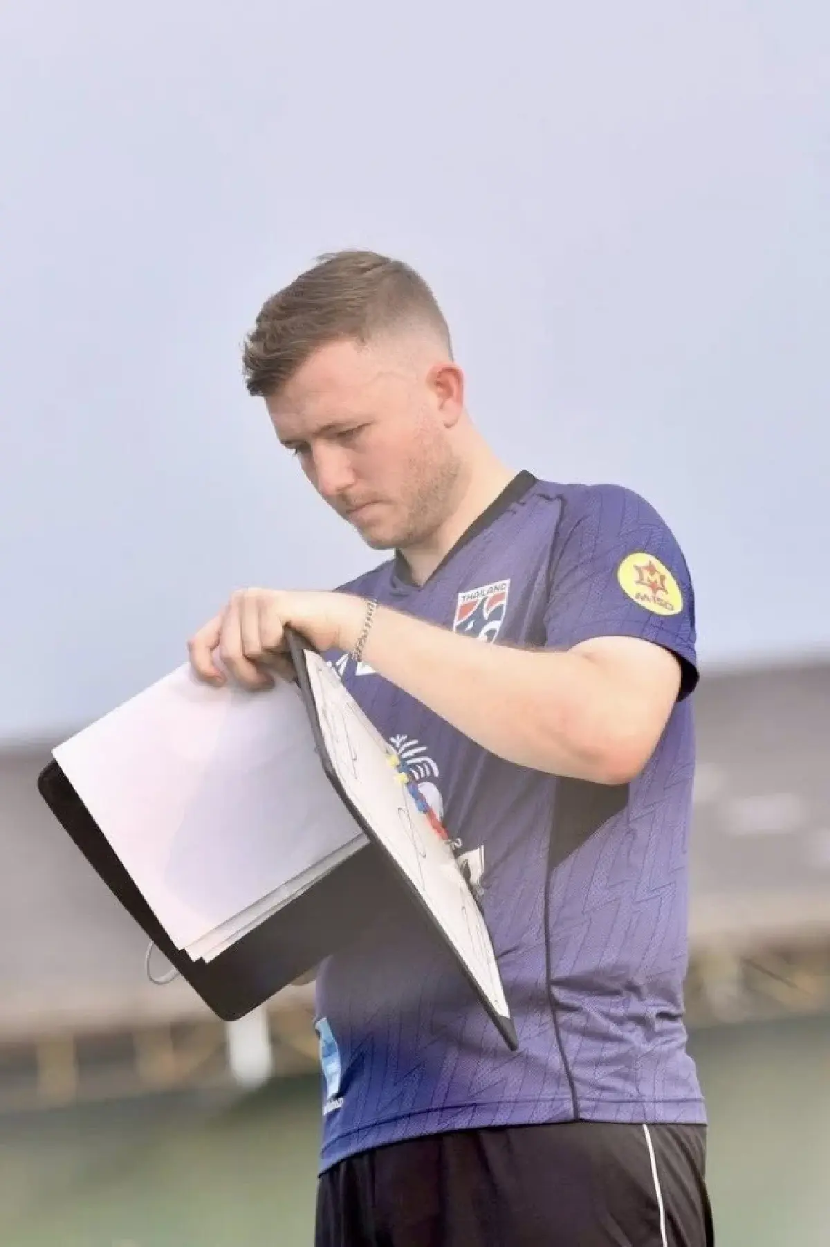 ดูบอลสด ถ่ายทอดสดฟุตบอล ทีมชาติไทย พบ สิงคโปร์ กระชับมิตรทีมชาติ