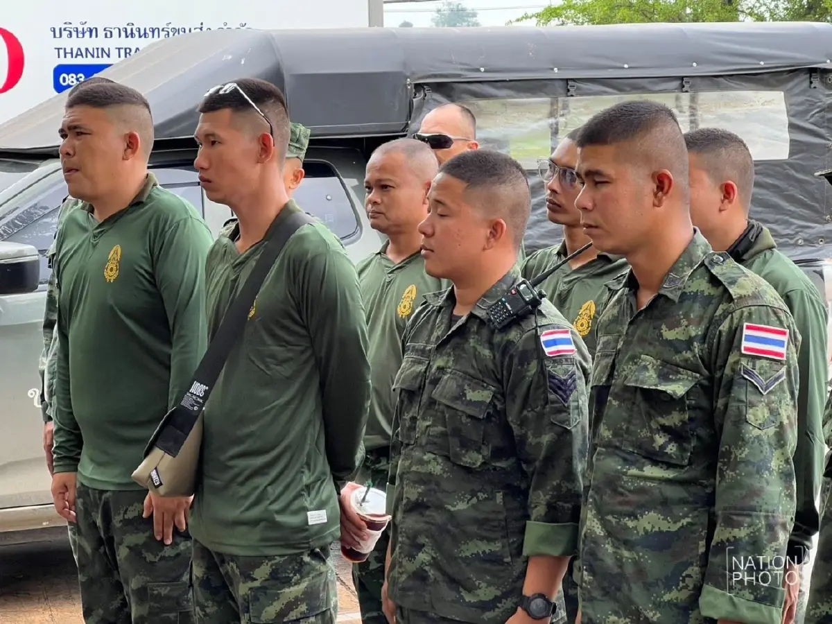 ทหารช่างราชบุรี นำเรือ-กำลังพล เสริมทัพช่วยหาดใหญ่น้ำท่วมหนัก