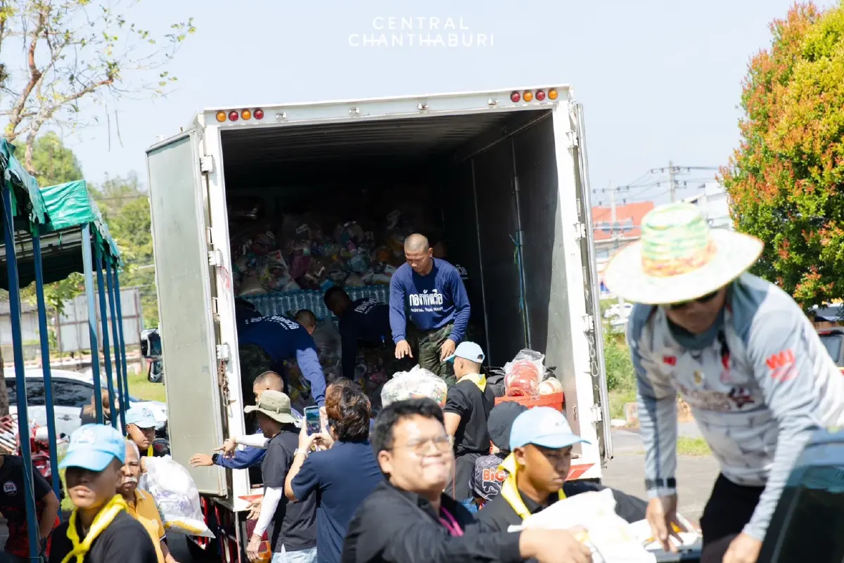 กลุ่มเซ็นทรัลร่วมใจต้านภัยธรรมชาติ บริจาค 2 ล้านบาท ฟื้นฟูน้ำท่วมใต้