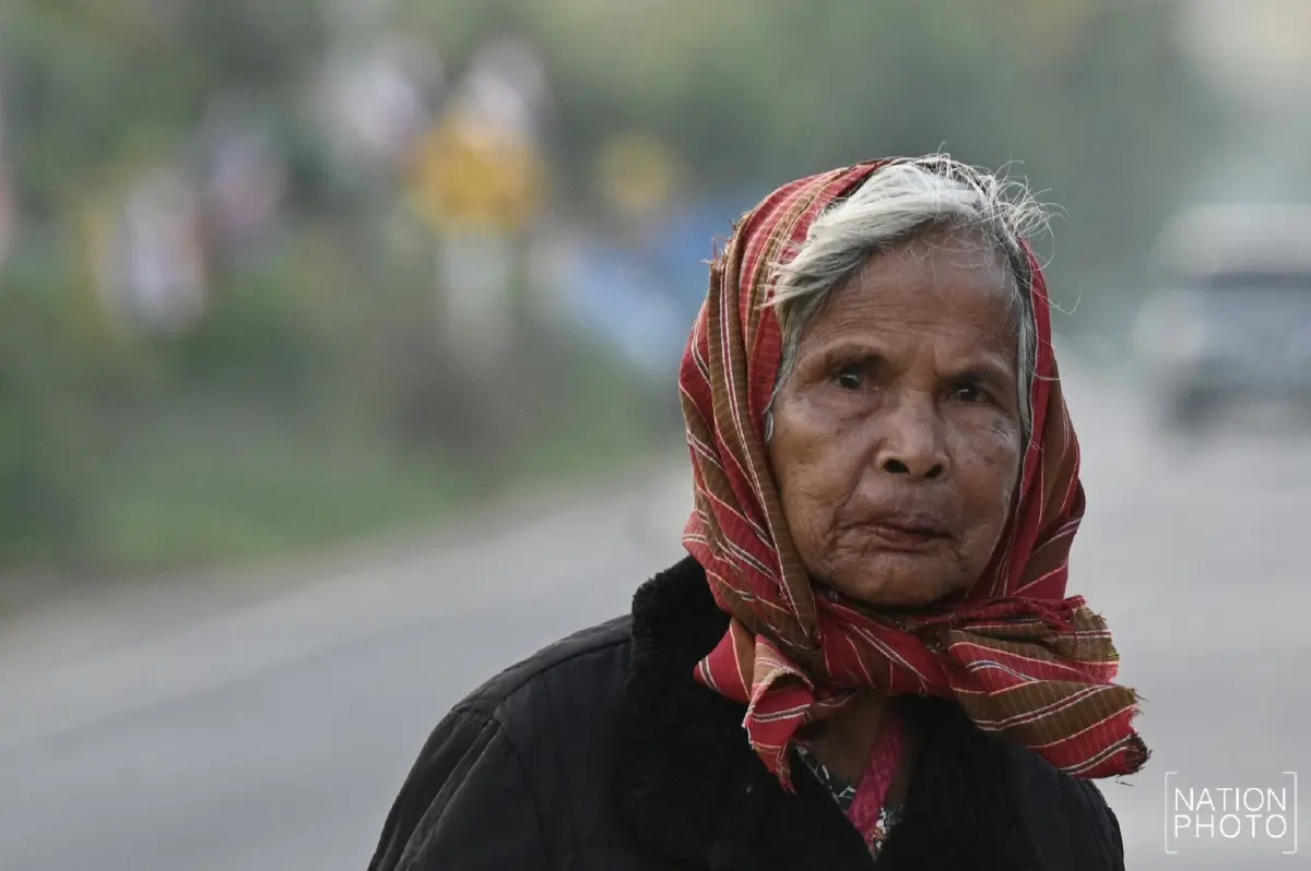 อุณหภูมิลดฮวบ! ชาวพนมดงรัก สุรินทร์ ต้องสวมเสื้อกันหนาวแต่เช้า