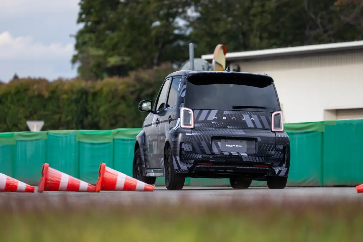 Honda ‘Super-ONE’ รัก อีวี แต่เบื่อ อีวี ต้องลอง ขับสนุุก อารมณ์ ICE