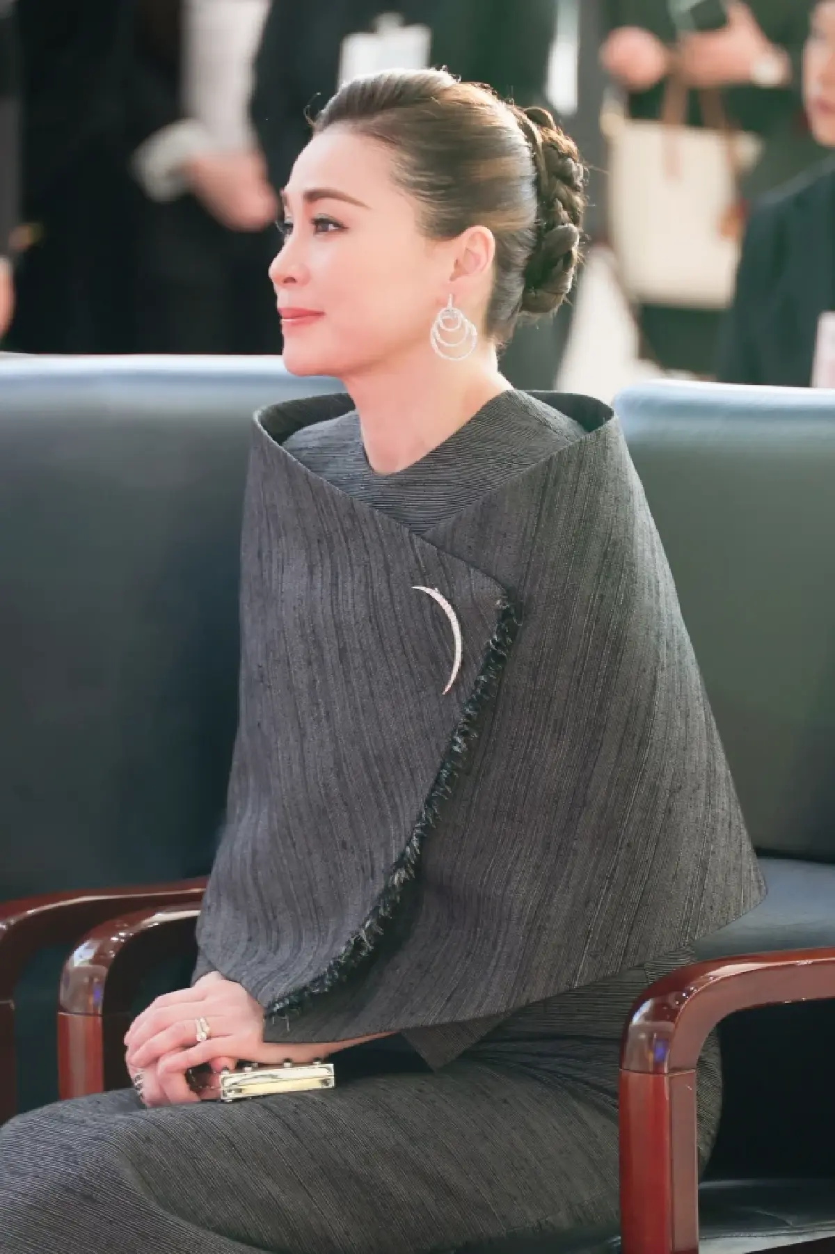 ในหลวง-พระราชินี ทอดพระเนตรศูนย์พัฒนาเทคโนโลยีและทรัพยากรด้านการศึกษา